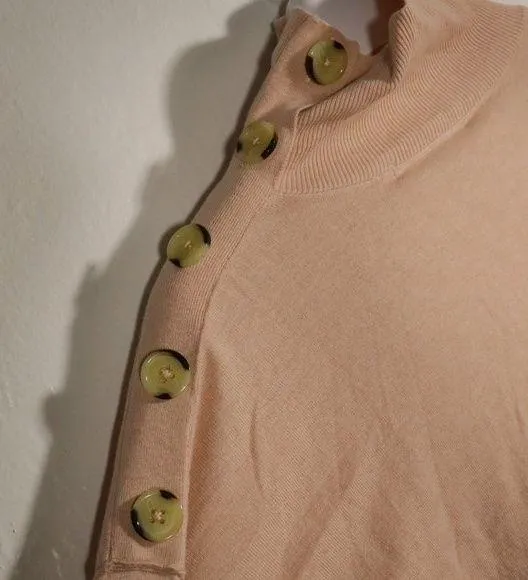 NWT  Sweater Size Small - Image 4