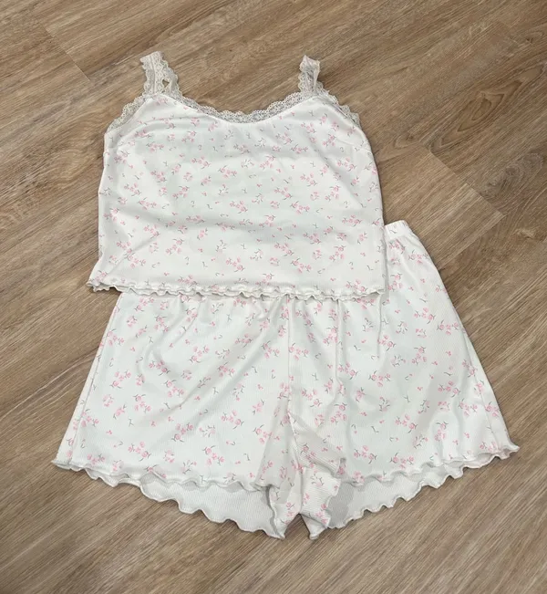 Amazon Floral lace pajama set - Image 2