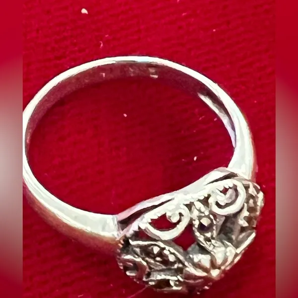 Vintage sterling silver heart ring - Image 4