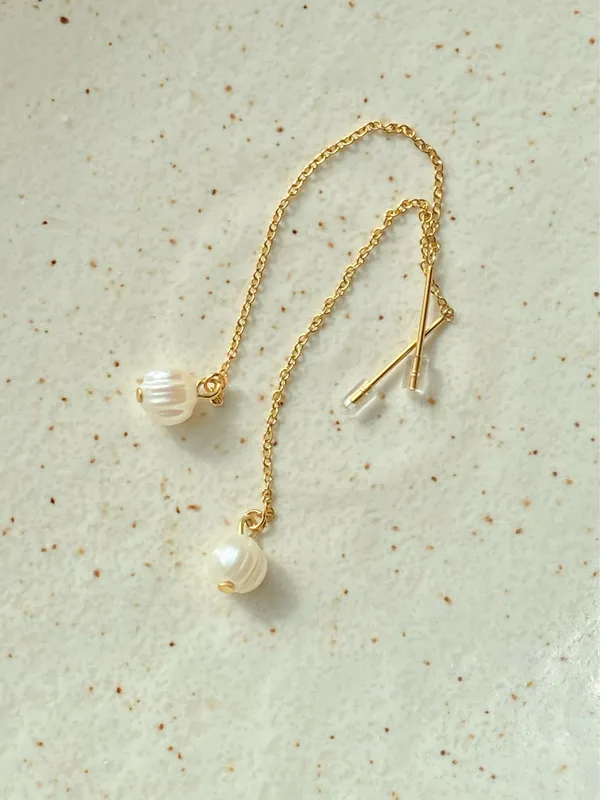Handmade gold tone stainless steel dainty thread pearl earrings💖 - Image 4
