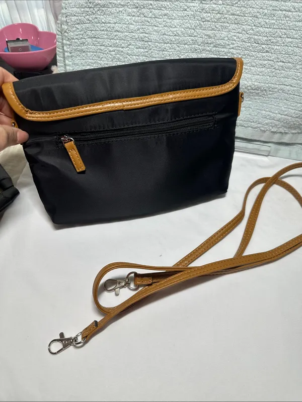 Nautica Black and Tan Wristlet Clutch with crossbody strap NWT - Image 5