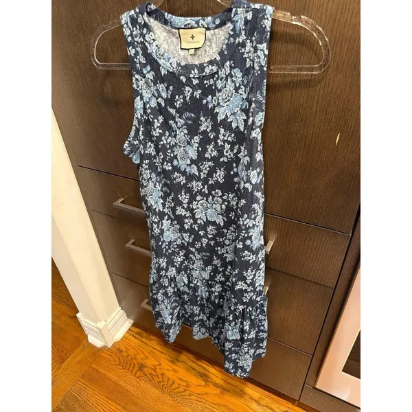 Tuckernuck Pomander Place dress navy blue floral print ruffle small - Image 3