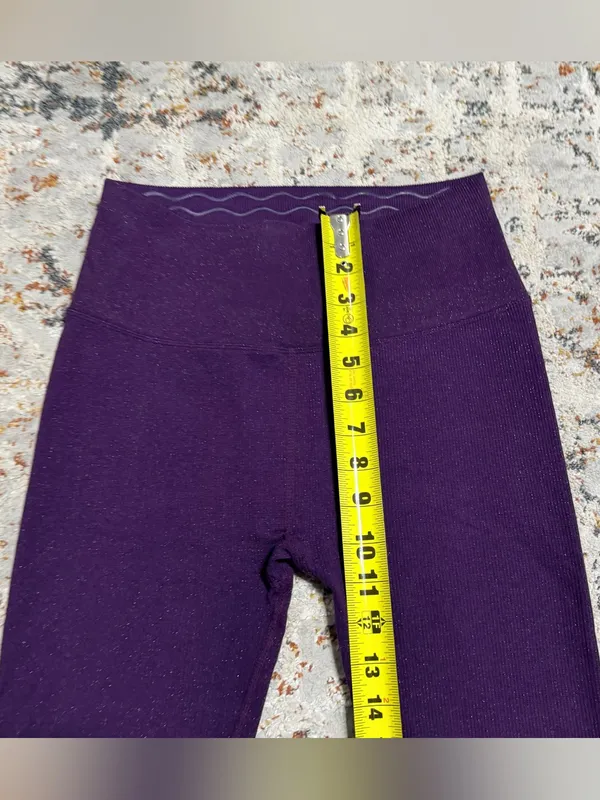 Spiritual Gangster Seamless Love Leggings M/L medium Large purple - Image 5