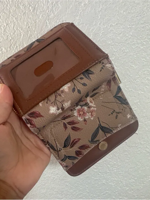 Floral Zip Card Wallet in Tan and Brown - Image 3