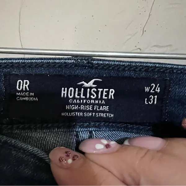 Hollister High Rise Flare Raw Hem Denim Jeans‎ - Image 6
