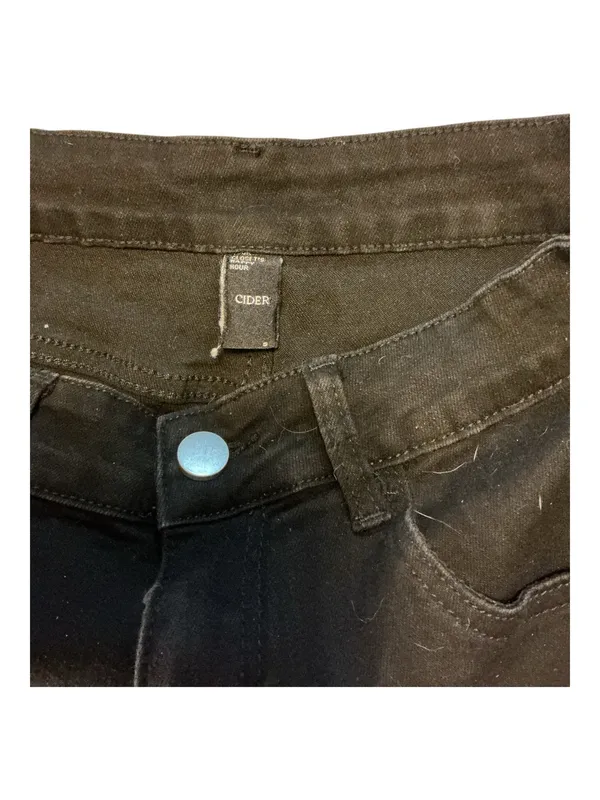 Cider Black High-Waisted Cuffed Denim Shorts – Size S (Waist 26) - Image 3