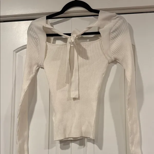 bebe knit tie back Cream Ribbed‎ Knit Sweater medium NWT - Image 4
