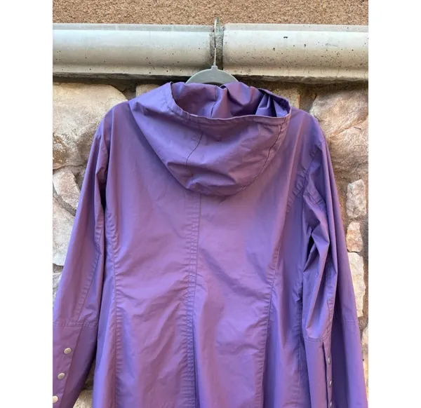 Isle Jacobsen Hornbaek Long Raincoat Purple Women's Size Medium Hooded Rubber - Image 4