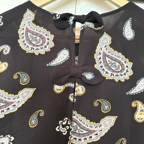 Loft Outlet Brownish/Gray Paisley Bow Back Detail‎ Tank Top Size Small - Image 4