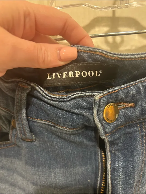 Liverpool Skinny Jeans in Dark Blue Wash - Image 4