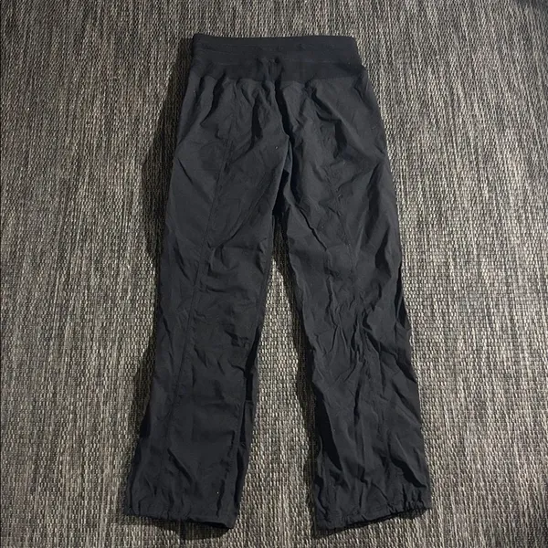 Lululemon Dance Studio Mid-Rise Pant *Regular *unlined - Image 2