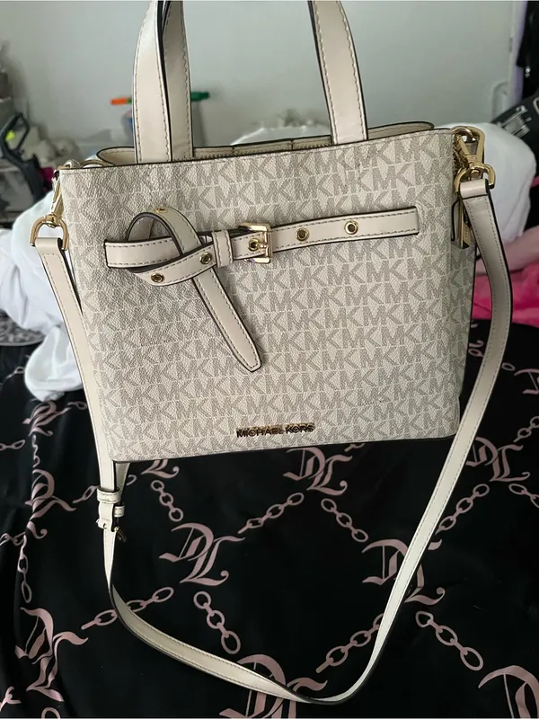 Michael Kors White Logo Purse - Image 3