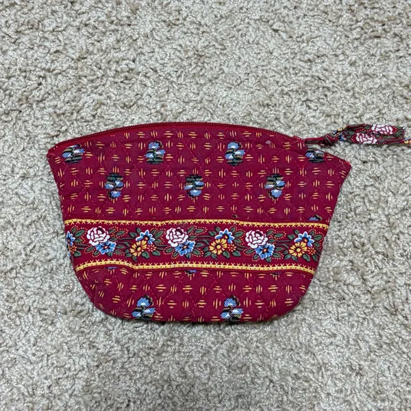 Vera Bradley Burgundy Red Floral Quilted Cotton Cosmetic Makeup Zipper Pouch Bag - Image 2