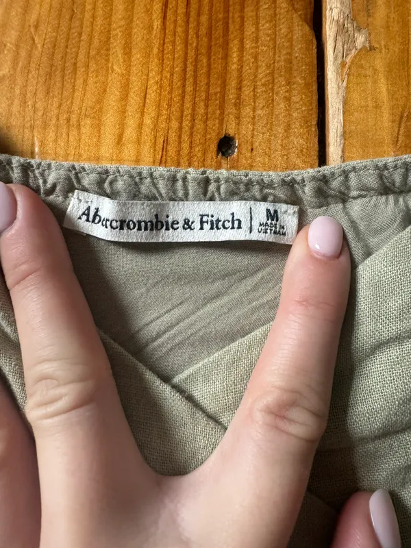 Abercrombie Cropped Tank Top - Image 3