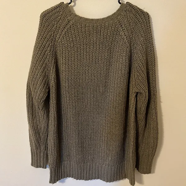 American Eagle Sweater - Image 2