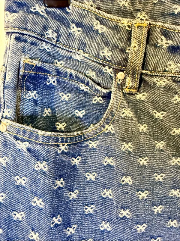 Risen Jeans 5/27 Wide Leg Blue Denim White Bow Embroidery NWT - Image 4
