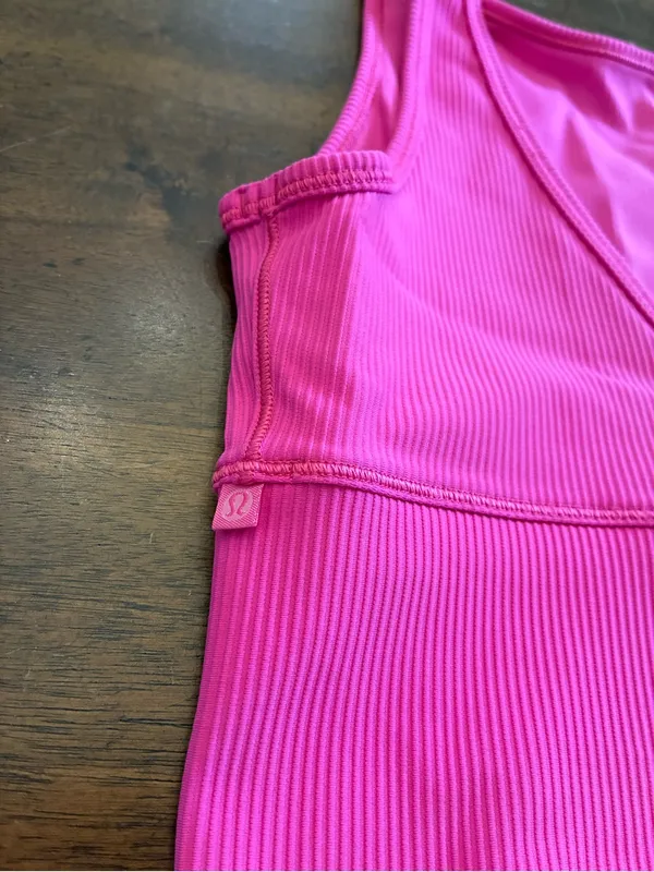 Lululemon Power Pivot Tank Top Size 2 Sonic Pink Ribbed Workout Reversible - Image 3