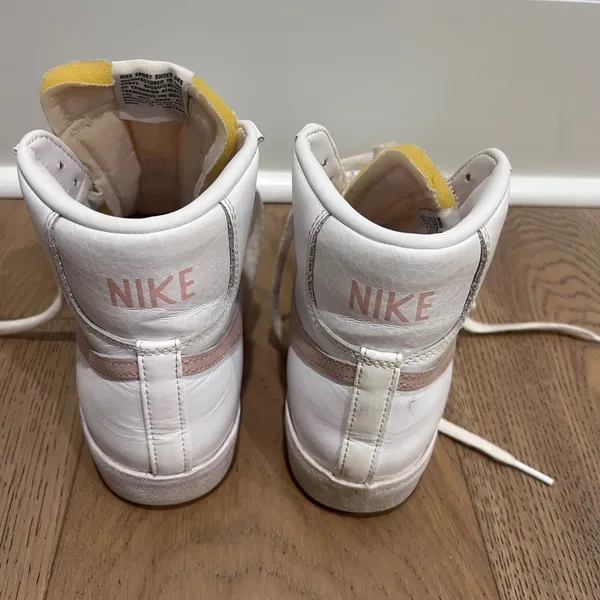 Nike Blazers - Image 2