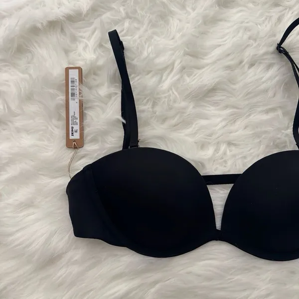 SKIMS Black Push-Up Strap Bra - Image 3