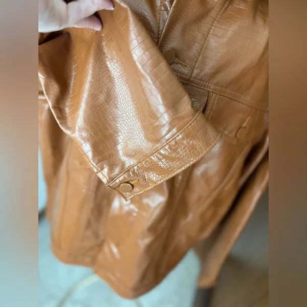 Princess Polly Croc Embossed Faux Leather Shirt Jacket Size L/XL Tan - Image 7
