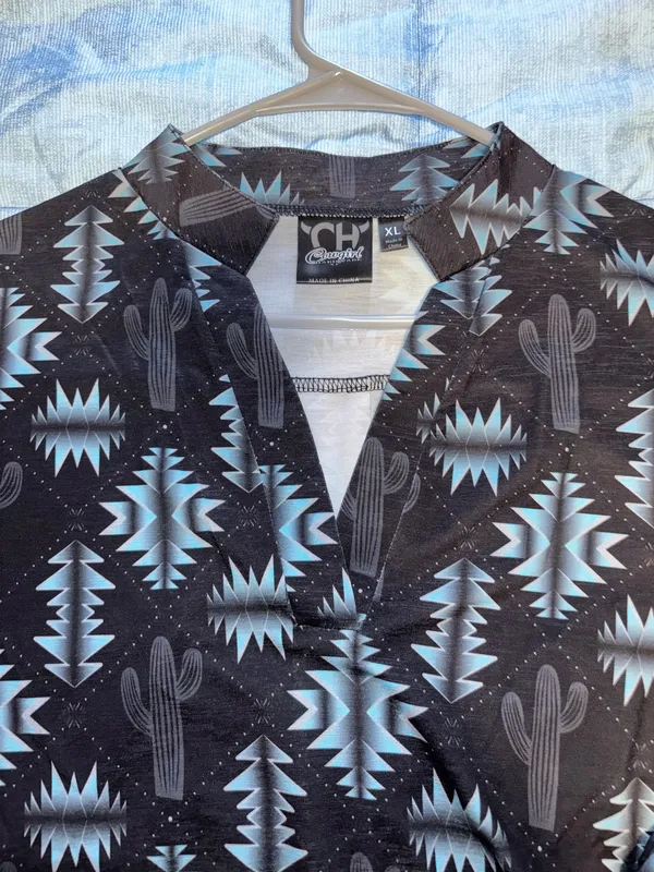 Ariat Cowgirl Hardware blouse - Image 3