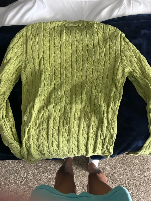 Lacoste sweater  - Image 4