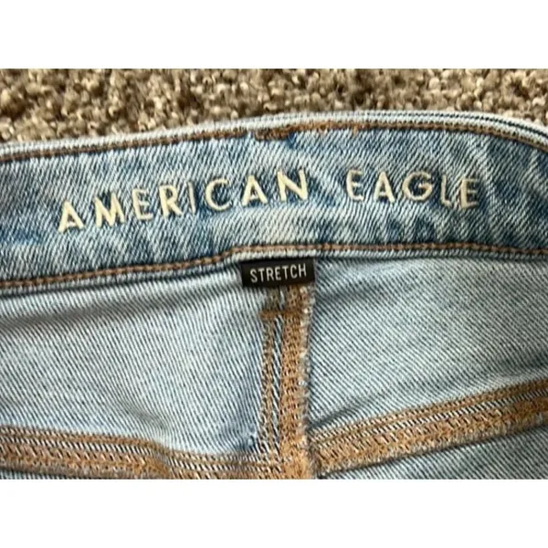 American Eagle Mom Jeans Women's 4 High Rise Distressed Stretch Denim Blue - Image 3