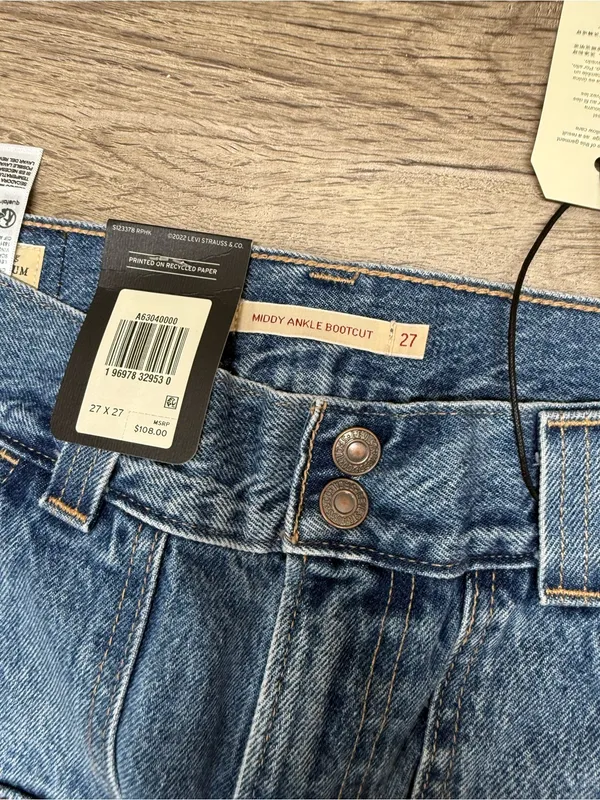 Levi's MIDDY OUTBACK BOOTCUT WOMEN'S JEANS size 27‎ - Image 3