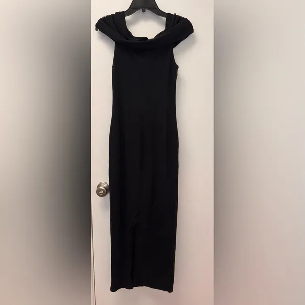 NWOT REFORMATION Josefina off the shoulder Knit Black Maxi Dress Size S - Image 6