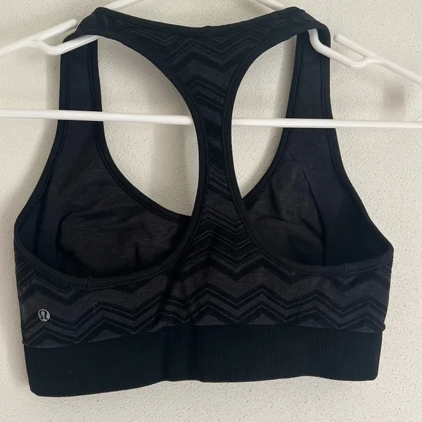 Lululemon Black Heathered Ebb & Flow Racerback Bra Reversible Size Small - Image 3