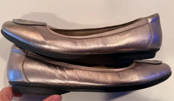 Collection by Clark’s | ladies Gracelin Lola flats, shoes. Size: : 8M - Image 9