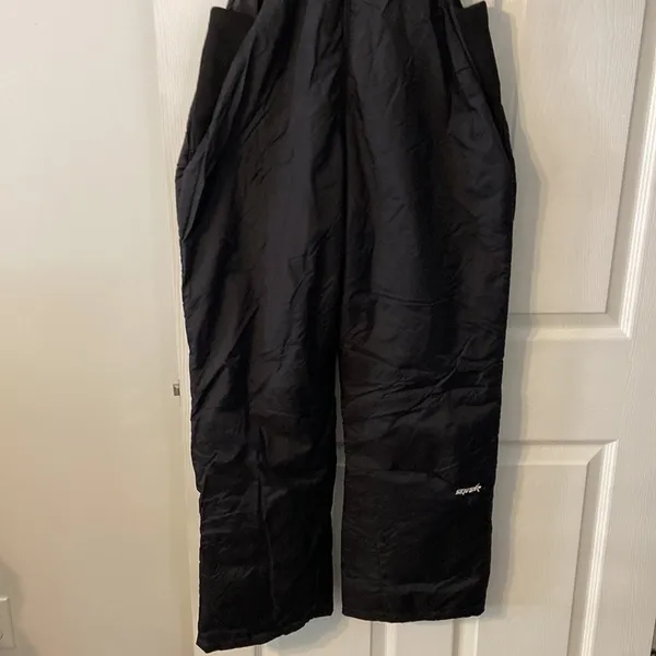 SkiGear Women Small size excellent condition inseam 27” color black - Image 8