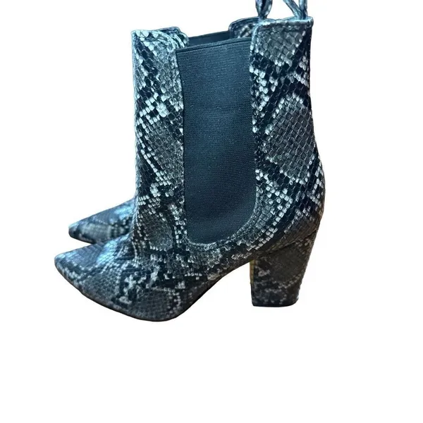 Steve Madden Grey Black Snakeskin Pointed Toe Block Heel Chelsea Boots 6.5M‎ - Image 3