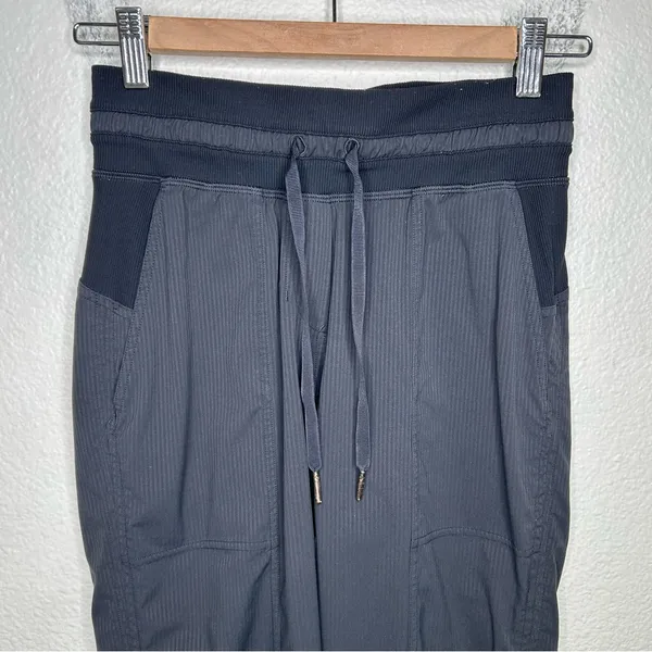 Lululemon Dance Studio Crop *25" Black 2 - Image 2