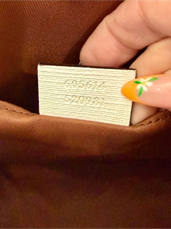 Gucci GG Supreme Monogram Apple Tote Bag - Image 8
