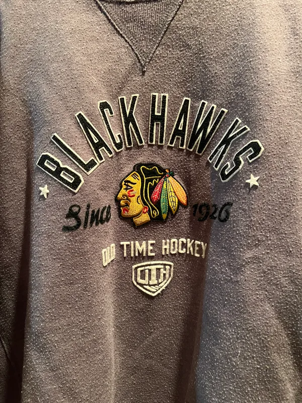 Chicago Blackhawks Sweatshirt - Image 3