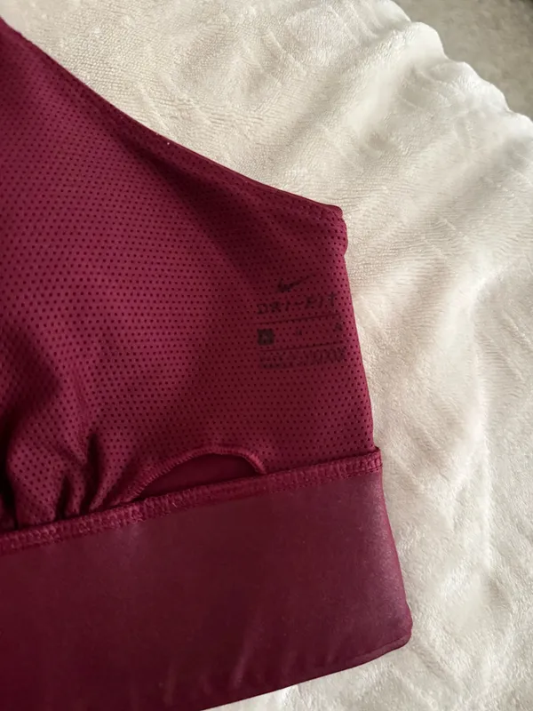 Nike Sports Bra - Image 4
