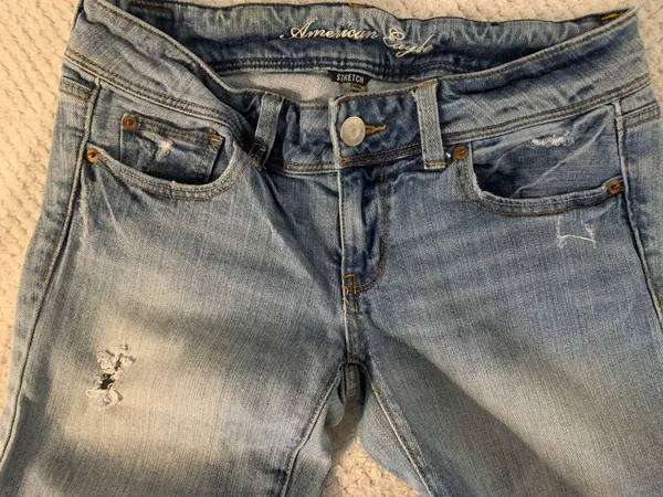 American Eagle Jeans - Image 2