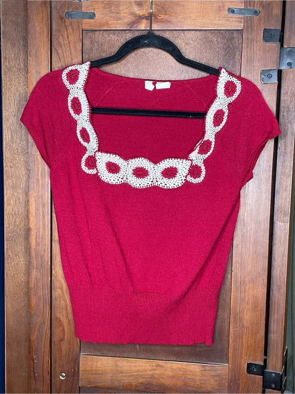 Anthropologie Moth Womens Red White Knit Top Sweater Small Crochet Square Neck - Image 2