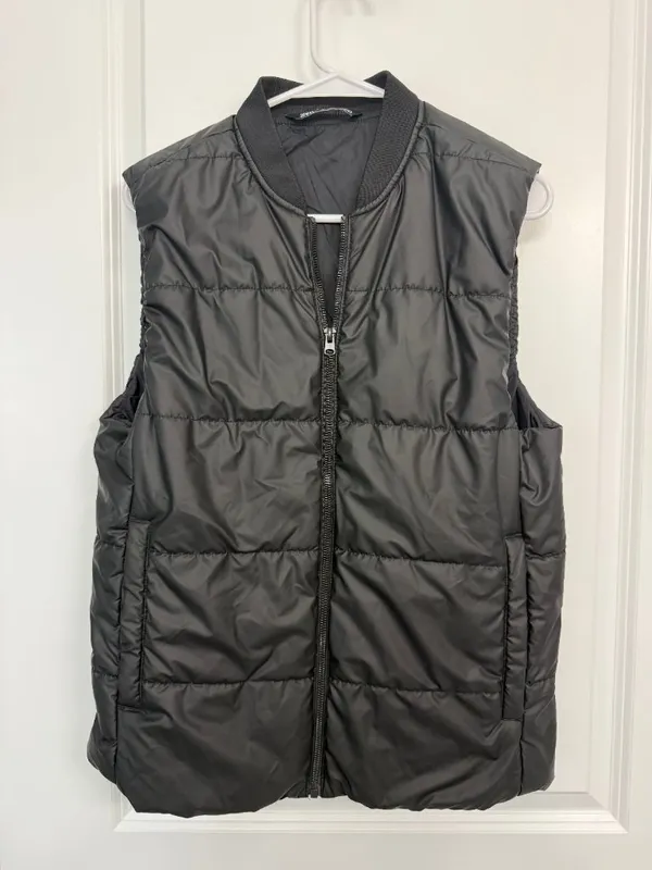 Zara Black Quilted Puffer Vest Full Zip Women’s Small - Image 3