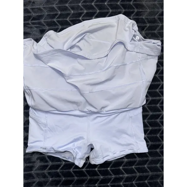 Lululemon Women's Blue Pace Rival Skirt Mid Rise Size 6 - Image 4