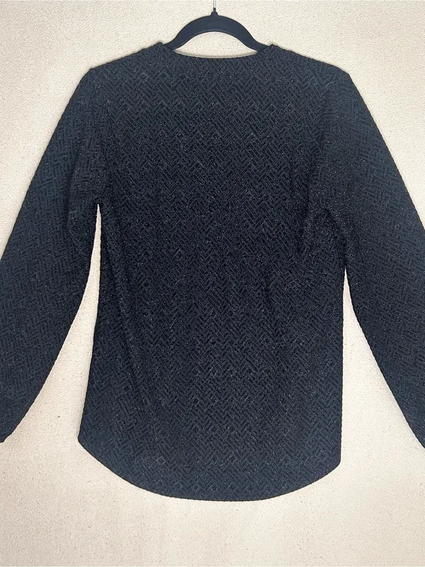 Anne Klein Black Textured Long-Sleeve Blouse Size Small. Beautiful fabric. - Image 7