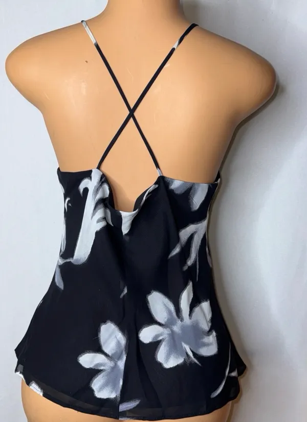 Black preppy tank Size 8 - Image 5