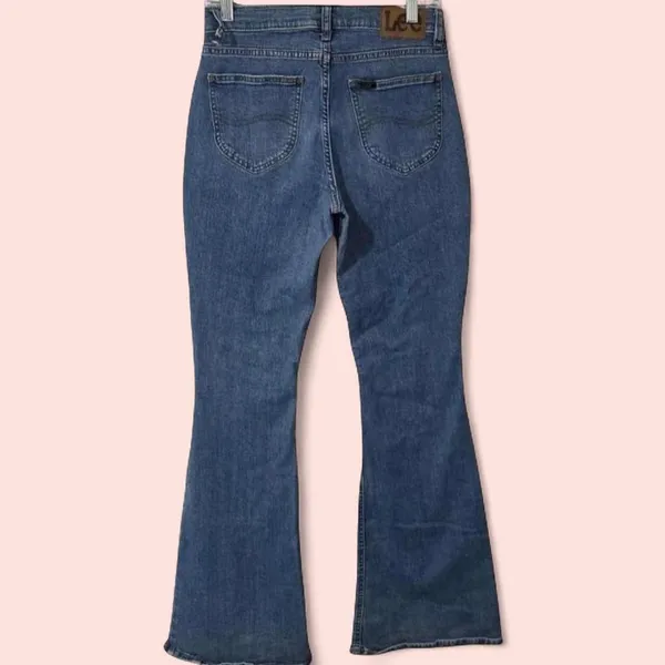 Women's Vintage Lee Y2K Flare Jeans Medium Wash 6 Medium - Image 4