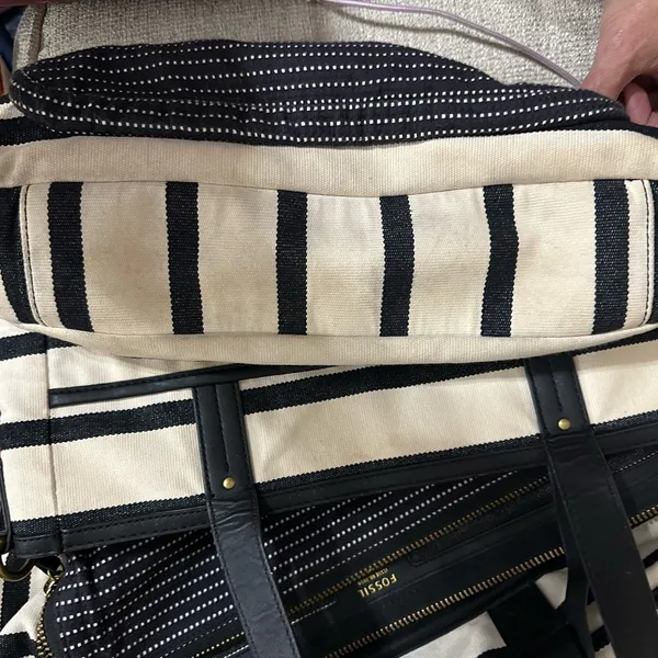 Fossil Striped Tote in Navy and Cream - Image 5