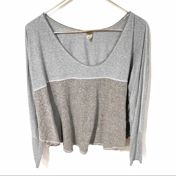 Free People Medium Blue Cloud Nine Long Sleeve Flowy Loose‎ Fitting Tee - Image 2