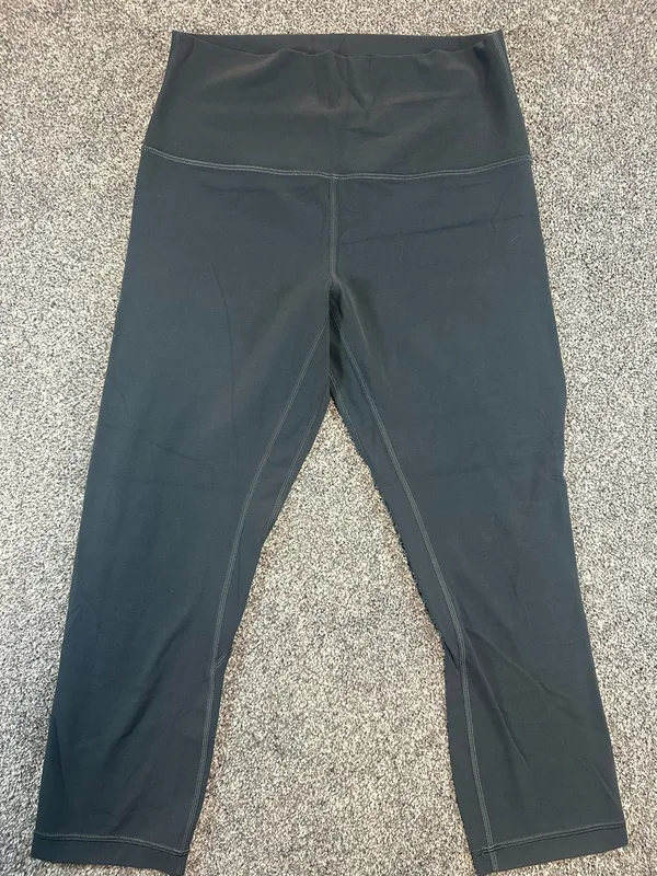 Lululemon Align High Rise Crop Leggings Black Size 8 - Image 4