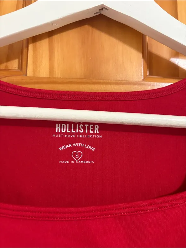 Hollister Size Small Red T-Shirt Blouse - Image 2