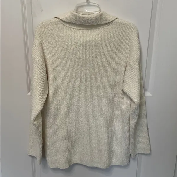 Barefoot Dreams CozyChic Cord Ribbed Pullover Large - Image 3