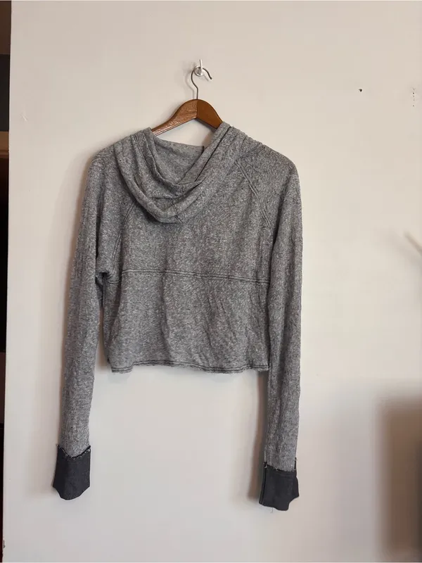 Free People FP Movement Gray Lightweight Cropped Hoodie with Drawstring - Image 6